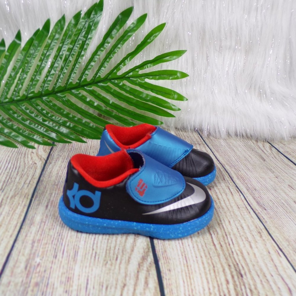 Nike KD VI Athletic Sneakers